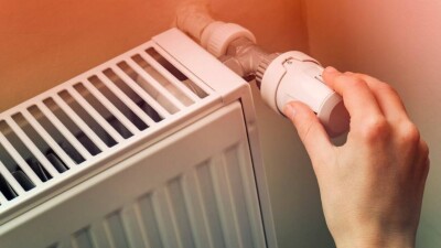 Екібастұзда құбыр жарылды: Тұрғындар жылусыз қалудан қорқып отыр