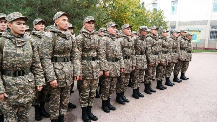 Әскердегі әлімжеттік жіті бақыланып жатыр