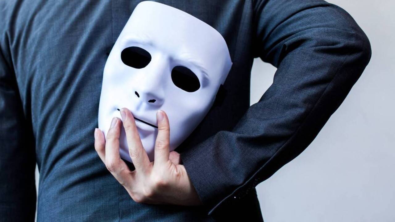 Меладзенің Алматыдағы концертіне алаяқ жалған билеттер сатқан