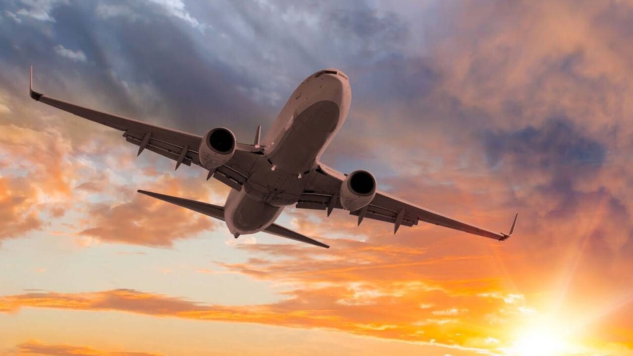 Астана әуежайындағы өрт: жағдай тұрақталып, ұшақтар ұшып жатыр