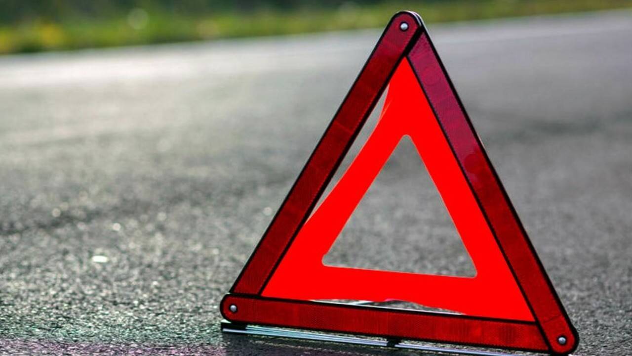 Алматыда үш автобус пен жеңіл көлік соқтығысты: зардап шеккендер бар