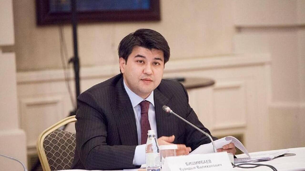 Ішкі істер министрі Бишімбаевтың тергеу изоляторында қандай жағдайда жатқанын айтты