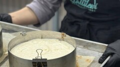 Собственное ателье, стоматологическая клиника и кондитерская. Как в Казахстане помогают развивать женское предпринимательство
