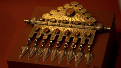 Ювелирные украшения из личной коллекции экс-премьера Тасмагамбетова. Что интересного