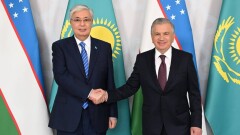 Токаев провёл неформальную встречу с Мирзиёевым. Что они обсуждали