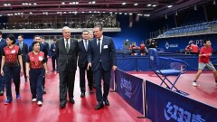 "Люди должны заниматься спортом". Токаев посетил центр настольного тенниса Астаны