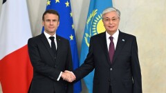 Токаев и Макрон в Астане провели переговоры в узком формате