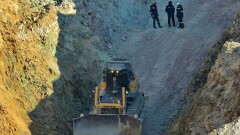 Автобус провалился в воронку в Павлодарской области: операция по его извлечению уникальна для всего мира