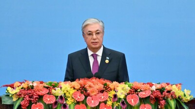 "Казахстан готов стать удобной гаванью для авиакомпаний мира". О чём говорил Токаев на открытии форума в Пекине