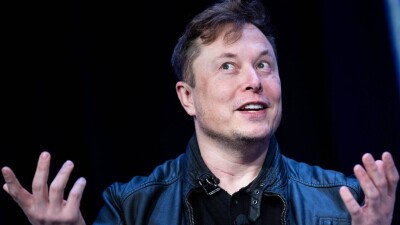 Илона Маска через суд пытаются заставить дать показания о покупке Twitter