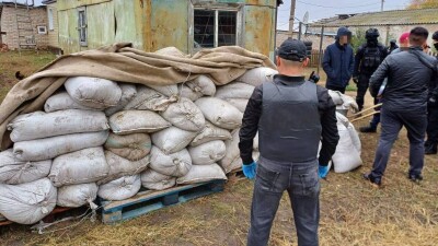 Самую крупную партию незаконно добытого рачка artemia salina изъяли в СКО