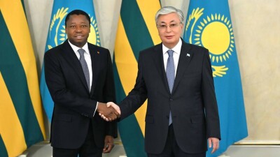 Президенты Казахстана и Того провели переговоры в узком составе