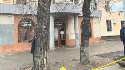 Трагедия в хостеле: Аким Алматы Ерболат Досаев рассказал о гражданстве погибших