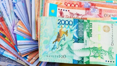 Кредиты под 2,5%: молодёжь сможет использовать деньги на счетах в качестве залога