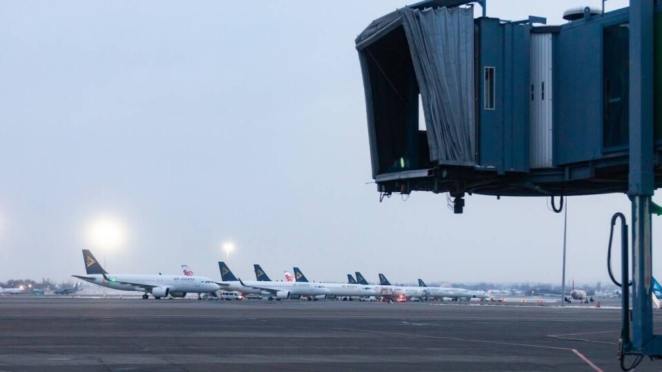 Казахстан планирует закупать у Китая до 500 тонн авиатоплива