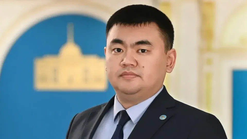 Пресс-секретаря Токаева освободили от занимаемой должности по состоянию здоровья