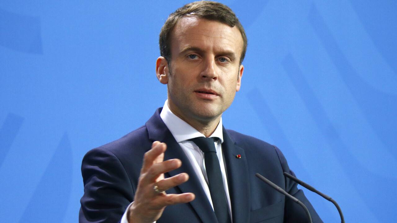 Макрон: Қазақстан мектептеріне француз тілі сабағы қайта оралуы үшін бар күшімізді саламыз