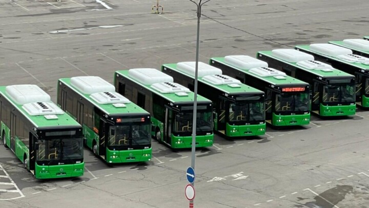 Алматы автопаркі газбен жүретін жаңа 37 автобуспен толықты