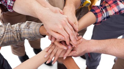 "Работаю, потому что мне нравится". Стала ли модель "человека труда" ролевой