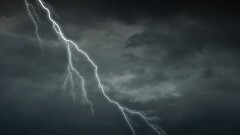 Грозы и град прогнозируют синоптики на большей части Казахстана в ближайшие дни