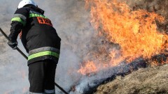 В ЗКО потушили возгорания сухой травы на площади более 100 га