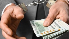 Чиновник подстрекал предпринимателя к даче взятки в Атырау, ему вынесли приговор