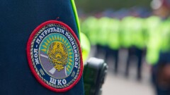Токаев посмертно наградил полицейского, погибшего при исполнении служебного долга