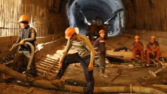 Рабочие "Казахмыса" продолжают забастовку: они не согласны с предложениями руководства