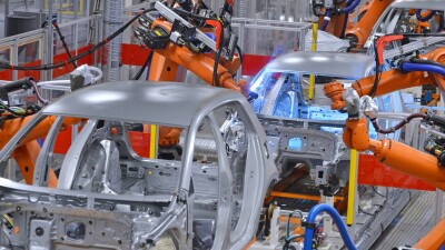 Казахстанский автомобильный союз: Производство машин упало на 34%, причина – "серый" импорт