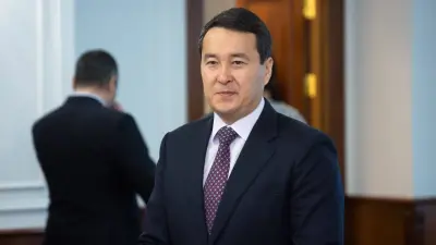 "У каждого свои подходы". Смаилов ответил на вопрос о работе Бектенова со СМИ