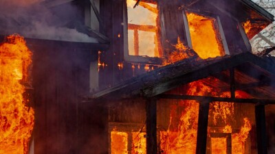 Что известно о семье, потерявшей двух детей в результате пожара в Караганде