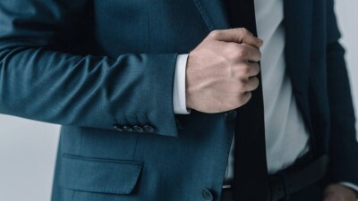 Ограничивал участие поставщиков: замакима Жезказгана наказали за нарушения при проведении госзакупок