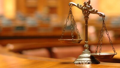 Экс-акиму Атырау вынесли приговор по делу о незаконной выдаче земельных участков
