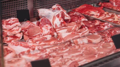 Непроверенное мясо продавали на рынке в Астане