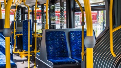 В Астане временно закрыли проезд к четырём автобусным остановкам