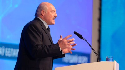 Лукашенко предложил ввести уголовное наказание за угрозы в адрес экс-президента