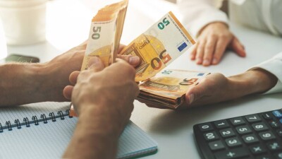 Министр финансов Казахстана: Необходимо бороться с теневой экономикой среди блогеров