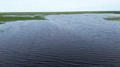 Озеро Караколь наполнили впервые за 10 лет