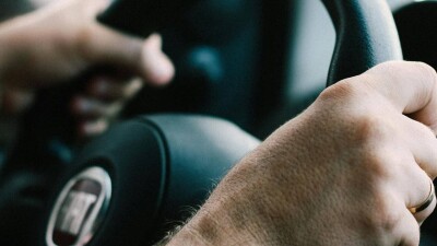 "Одни из самых высокооплачиваемых". Сколько зарабатывают водители в Казахстане