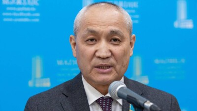 Депутат обратился к главе Air Astana из-за игнорирования жалоб: Не смейтесь над нами, мы не аборигены в Африке