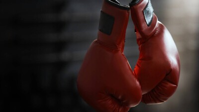 Тренера по боксу уволили из-за судимости в Жамбылской области: суд отменил решение
