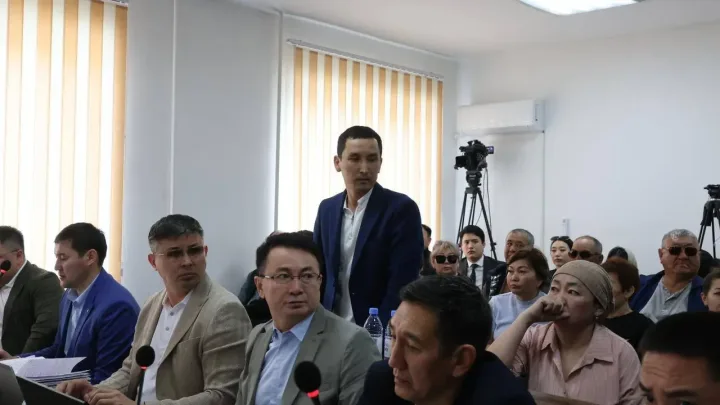 Суд по делу Шерзата: адвокату вынесли предупреждение за видео в Instagram