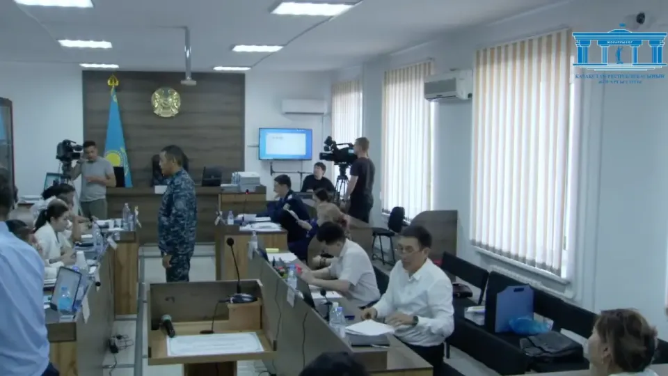 Кадр трансляции судебного заседания