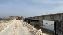 Поторопил аким: мост достроили в Уиле