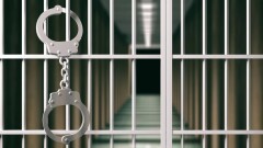 Покровительствовали бизнесменам: преступные группировки задержали в Шымкенте