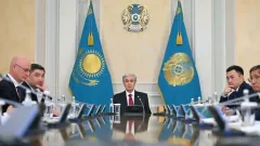 Токаев поручил пересмотреть тарифную политику аэропортовых услуг