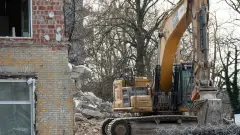 "Я подумал, что взорвалась бомба". Что происходило в торговом центре после землетрясения в Японии