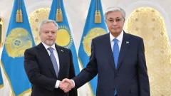 Токаев принял верительную грамоту посла Украины