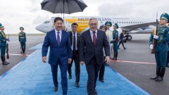 Президент Монголии прилетел в Астану для участия в саммите ШОС