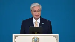 "Народ уважает вас как представителей самой почитаемой профессии". Токаев поблагодарил врачей
